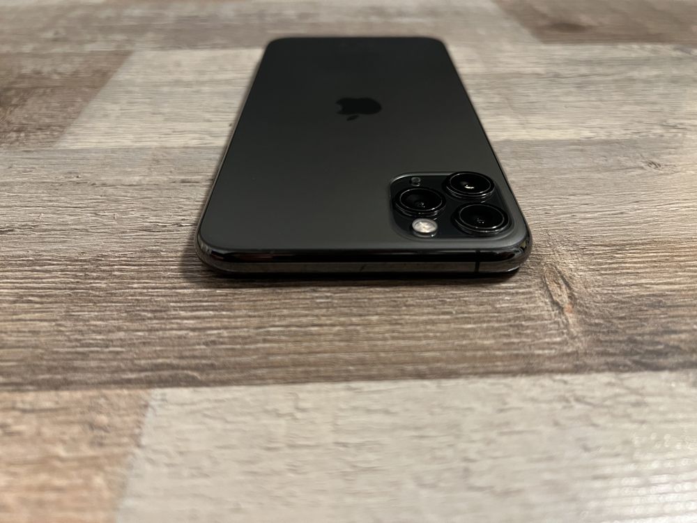 iPhone 11 Pro Max 64GB Space Gray Отличен!