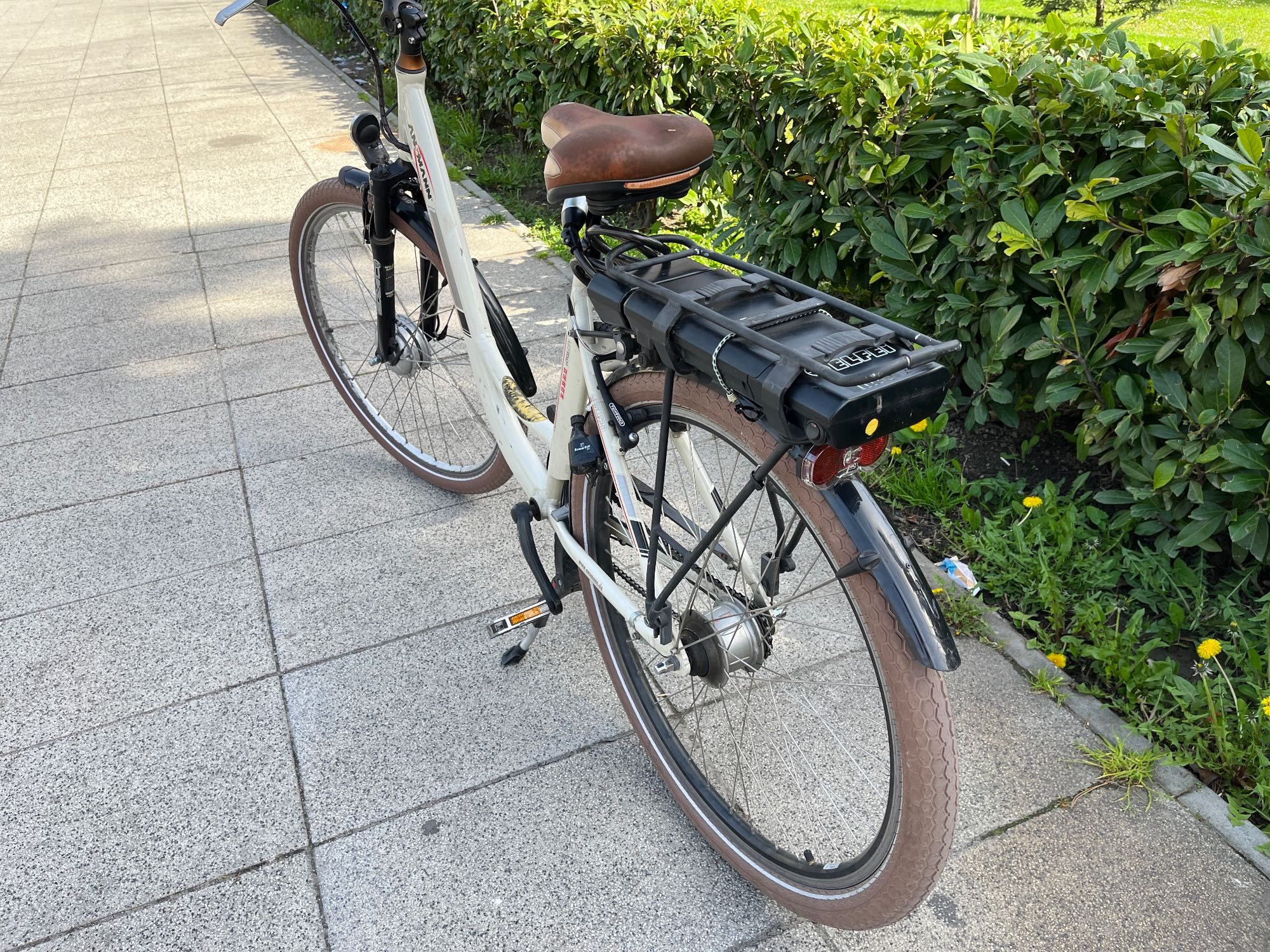 Немски Електрически Велосипед 28 градски