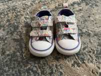 Tenesi converse bebe