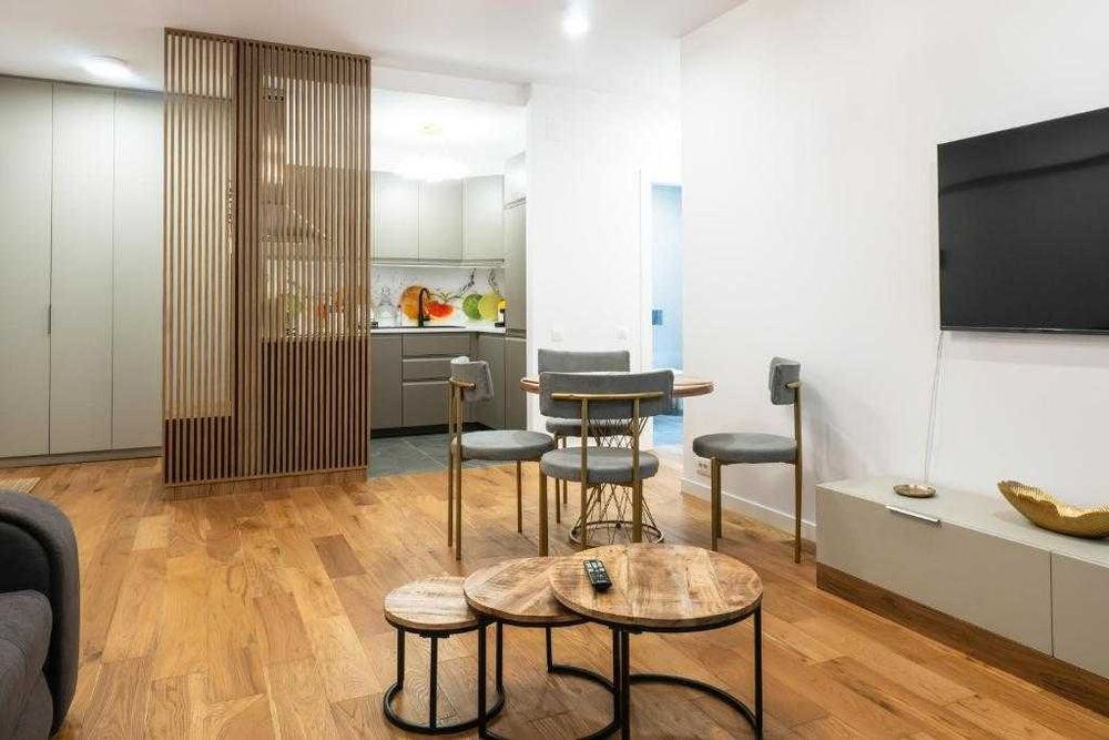 Apartament de închiriat - 2 camere - - pet friendly - mobilat modern -