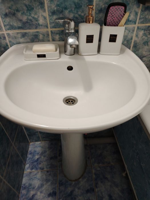 Раковина с пьдесталом