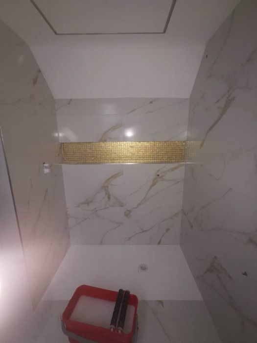 Placări precise și durabile cu: gresie, faianță, piatră naturală etc.