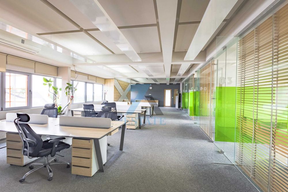 Продава се Офис в София, Младост 2 - 974 кв.м за 3081 €/кв.м - Снимка #4