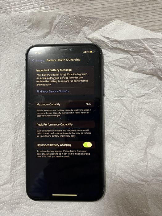 Iphone 11 64gb functioneaza tot inclusiv face id