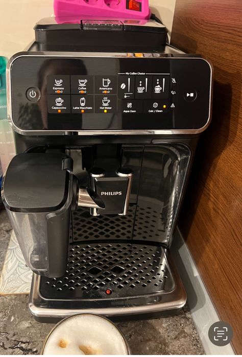 Espressor automat PHILIPS Seria 3200 latte go