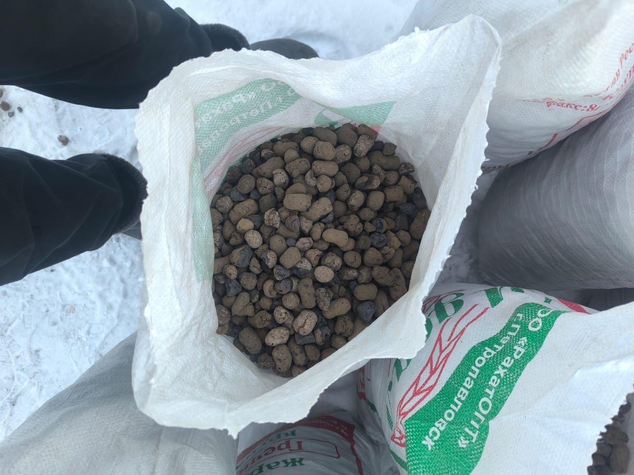 Продам отсев в мешках