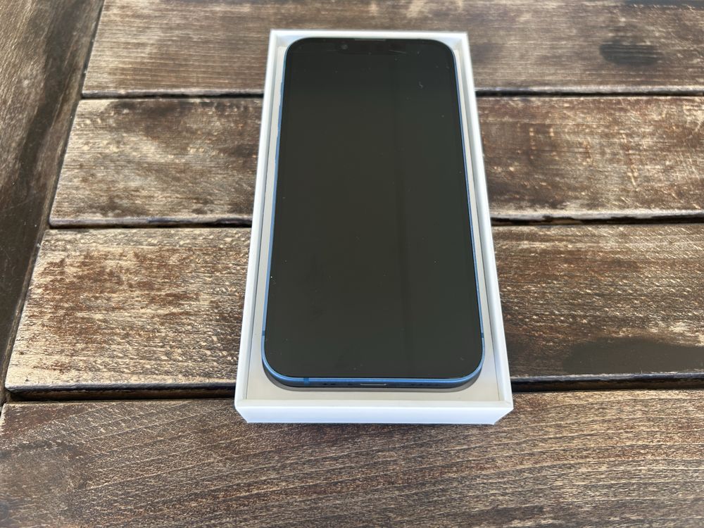 IPhone 13 mini перфектен