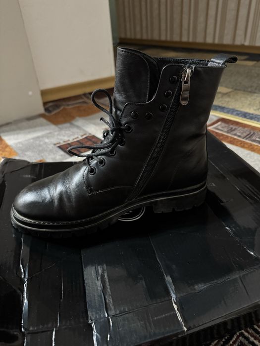 Зимние женские ботинки