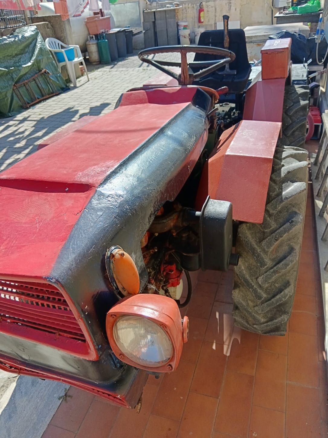 Vând tractor Rugerini