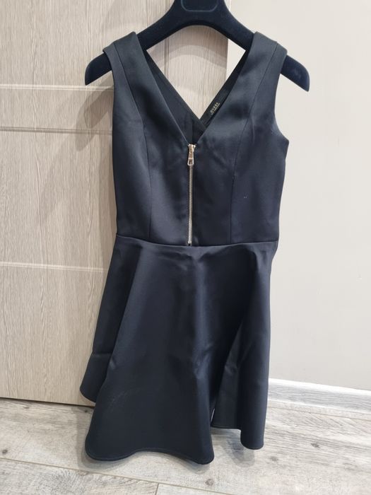 Guess-оригинална секция рокля