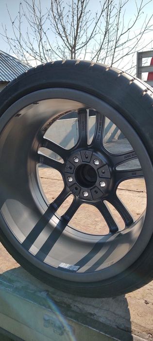 Vand jante originale BMW seria 1 pachet "M" cu anvelope vara