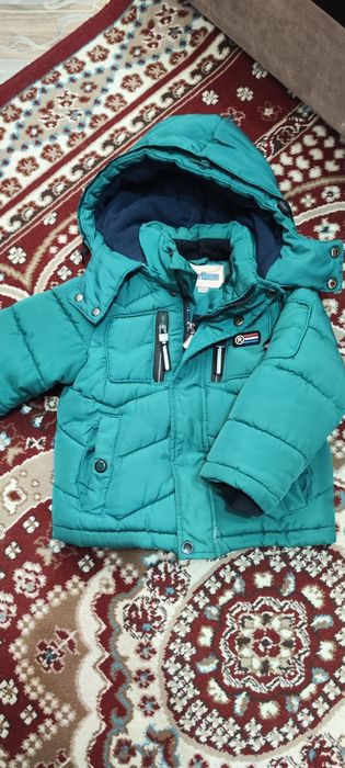 Продам куртку детскую на мальчика