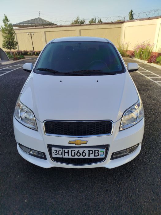 Прадам машину отличний состаяний