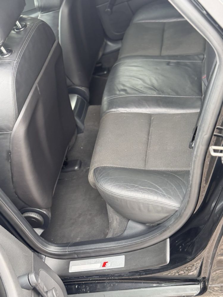 Audi A4 Avant S line