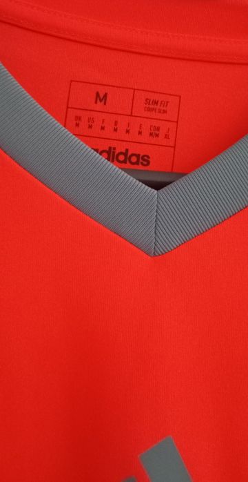 Bluza adidas noua