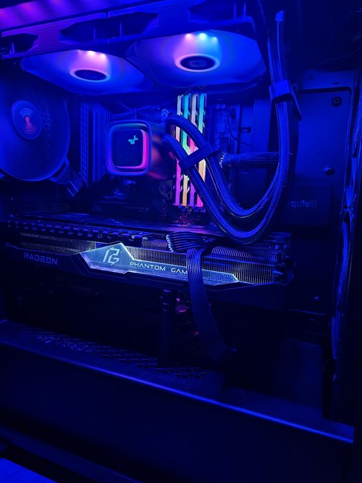 НОВ/ RYZEN 7 5800X3D / 3070TI / 32GB