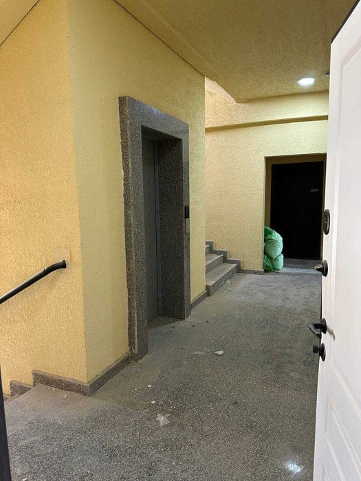 Продаётся просторная квартира 2/8/11 в новостройке Площадь: 75 м²