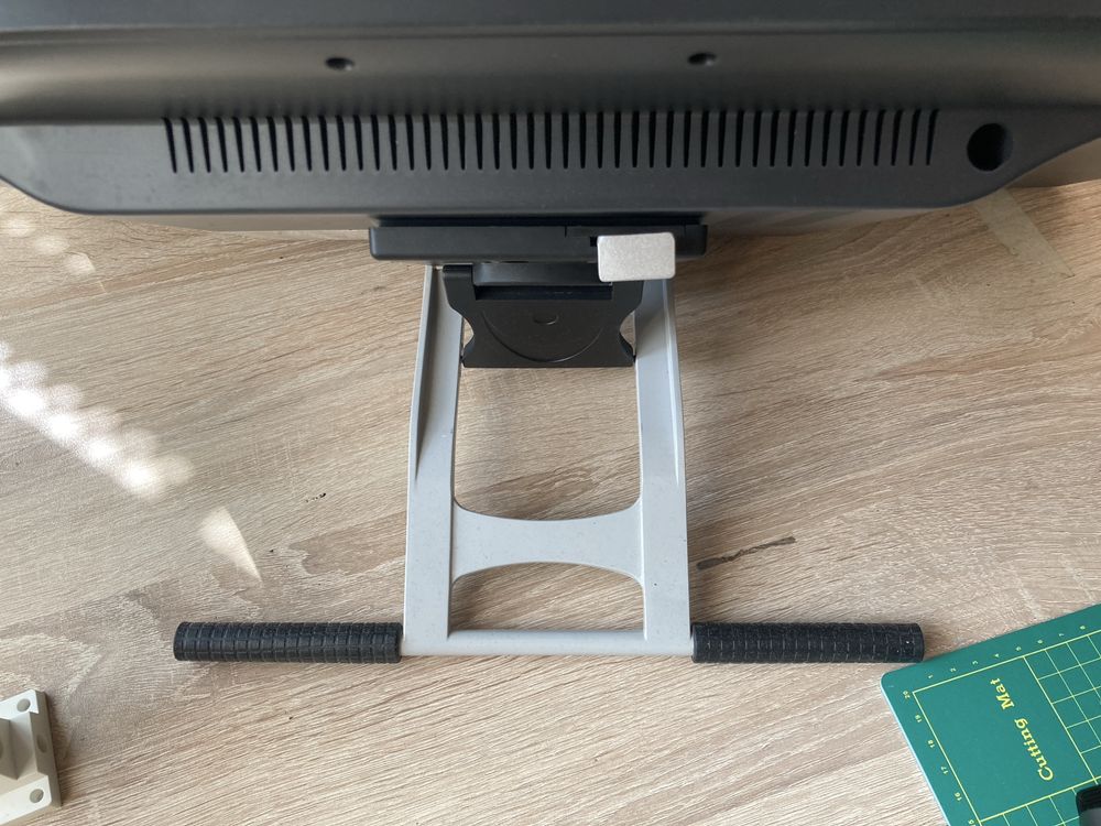 Huion Kamvas pro 22 графичен таблет