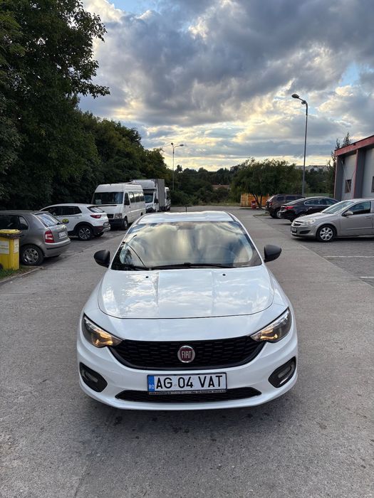 Fiat Tipo Vând Fiat Tipo
