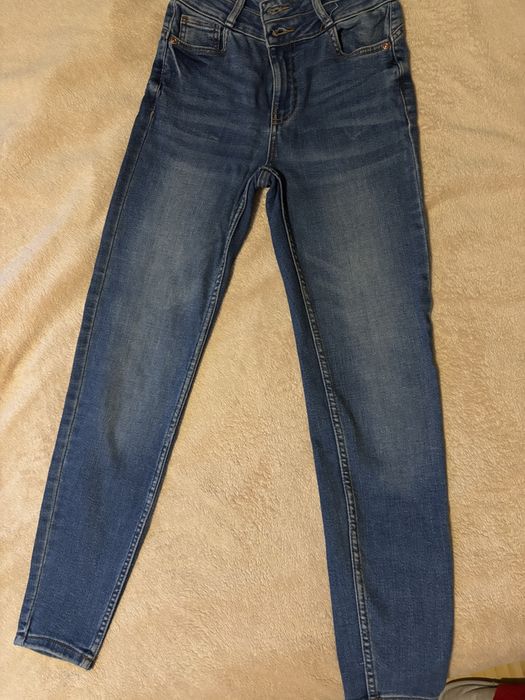 Set 4 perechi blugi!