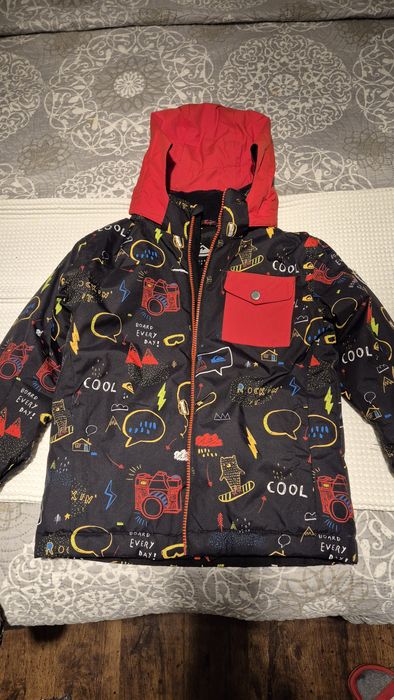 Детсо Ски/Сноуборд яке и полар 6/7 години Quiksilver