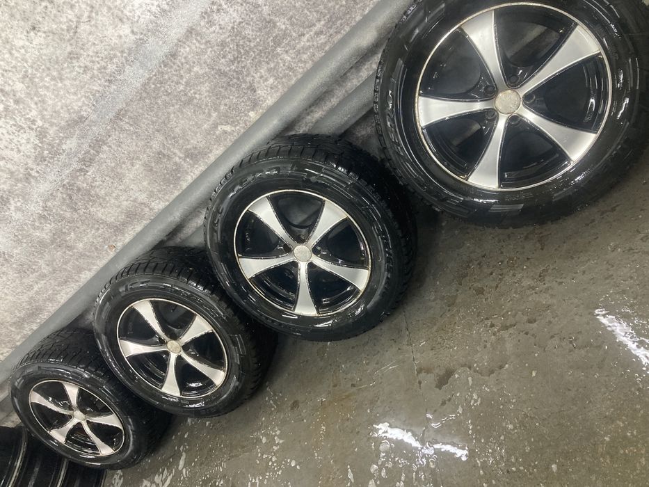 Продам резину с дисками