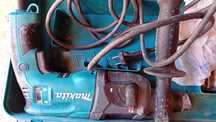 Makita HR2230 cu cutie