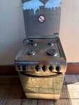 Vând aragaz ZANUSSI 4 ochiuri INOX