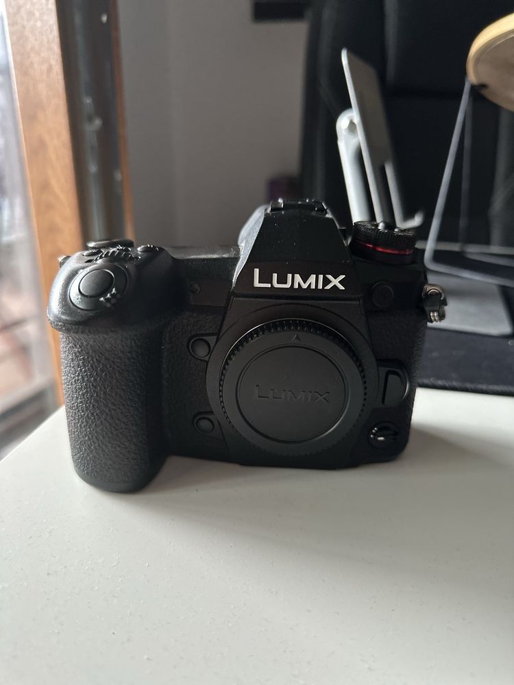Panasonic lumix g9L