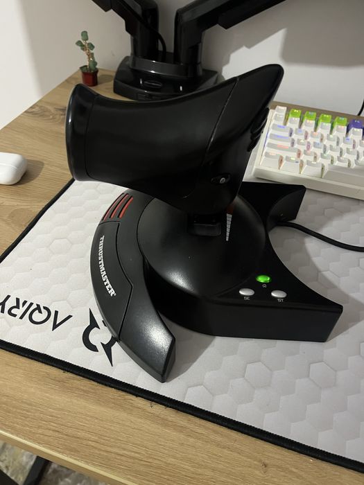 Joystick Thrustmaster Flight Hotas X