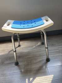 Стульчик для купания для инвалидов и пожилых.