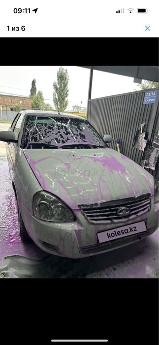 Продам приора машина