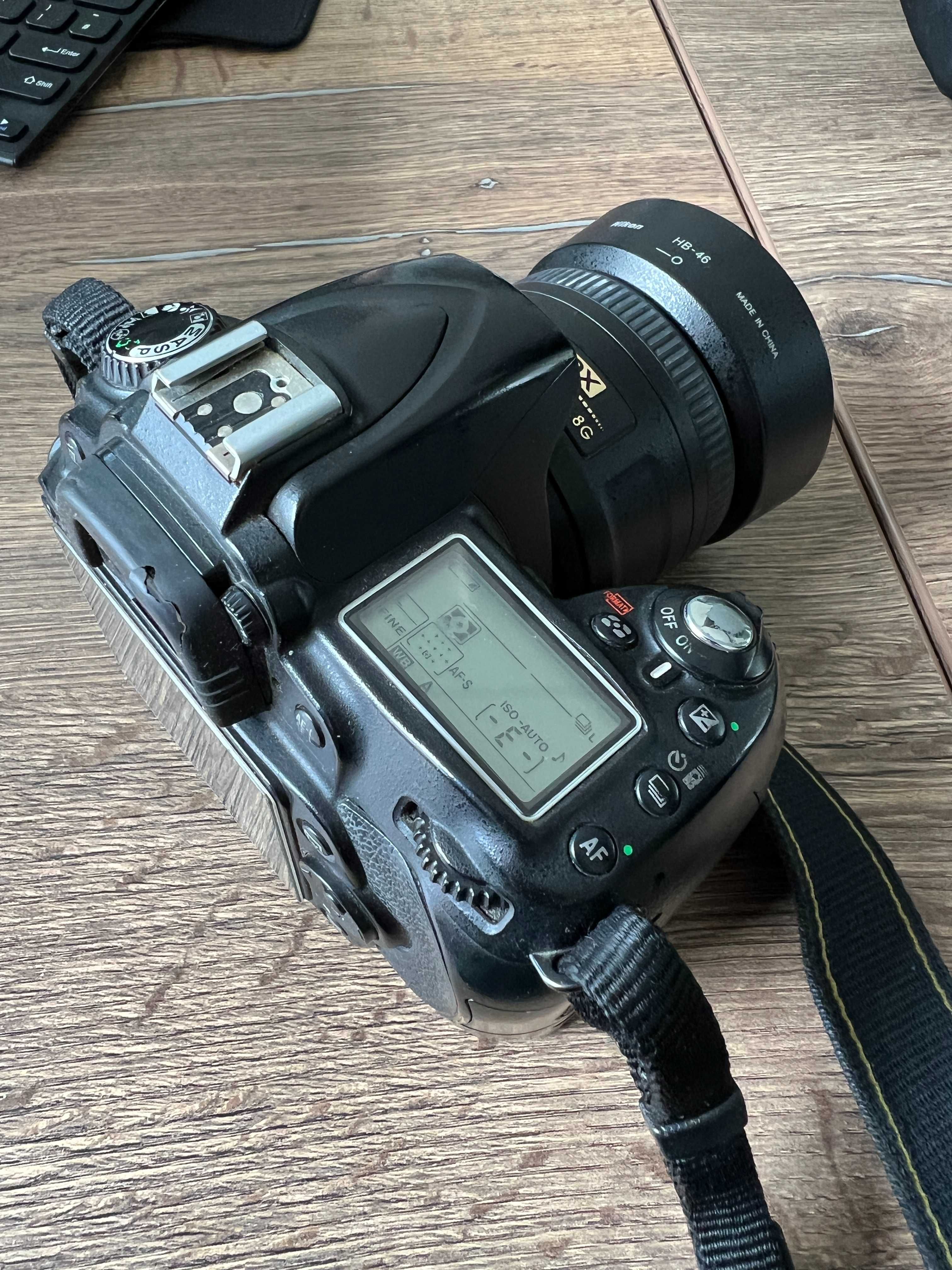 Nikon D90 + 2 oбектива, 3 батерии, мини трипод и дистанционно спусък