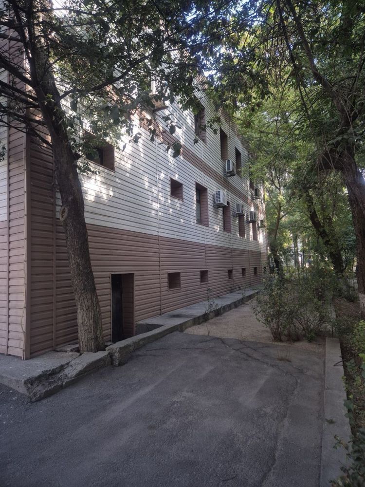 Продаётся отдельностоящее здание, действующая клиника