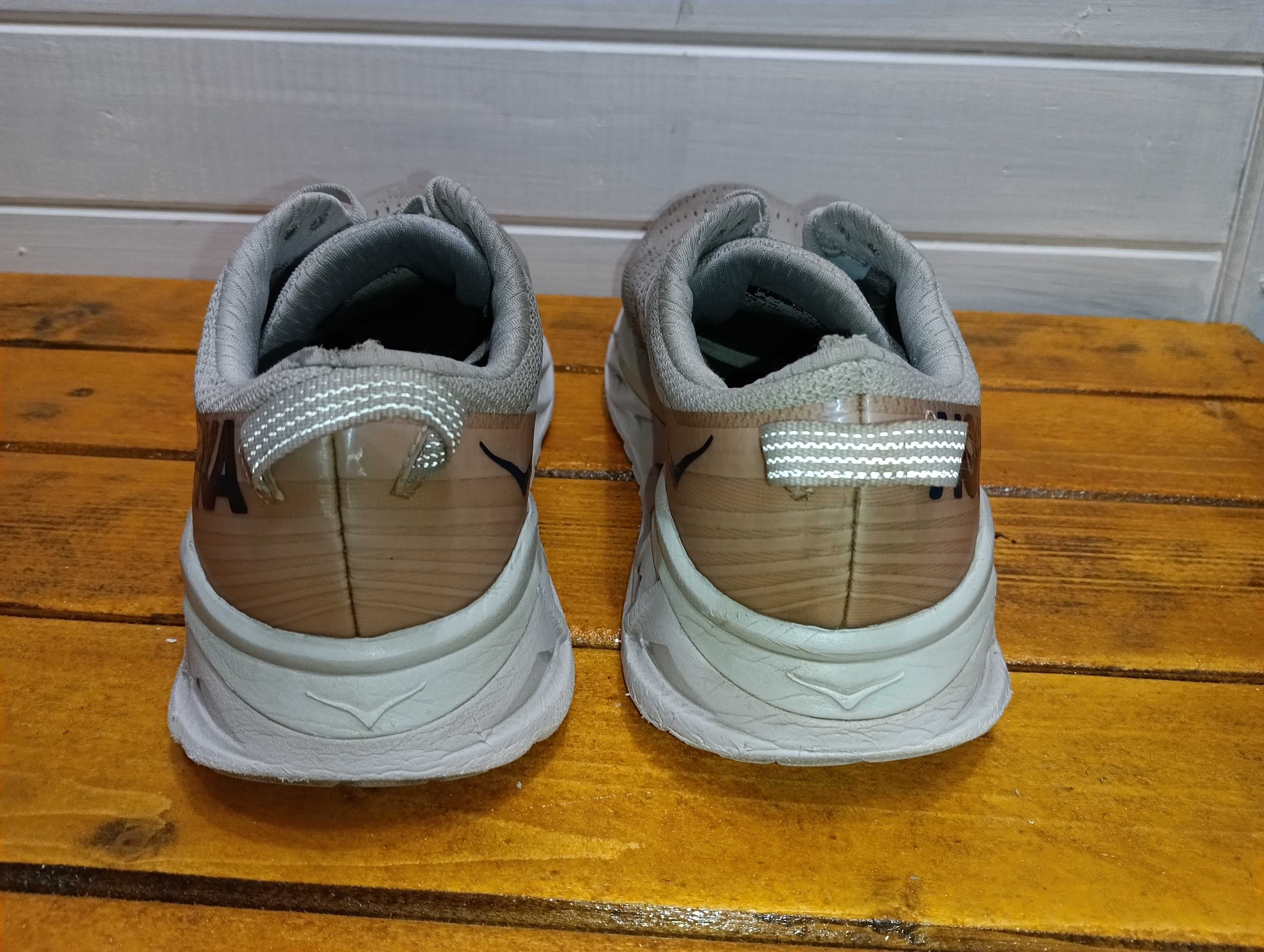 Hoka N 40,5 Arahi - 35 лв