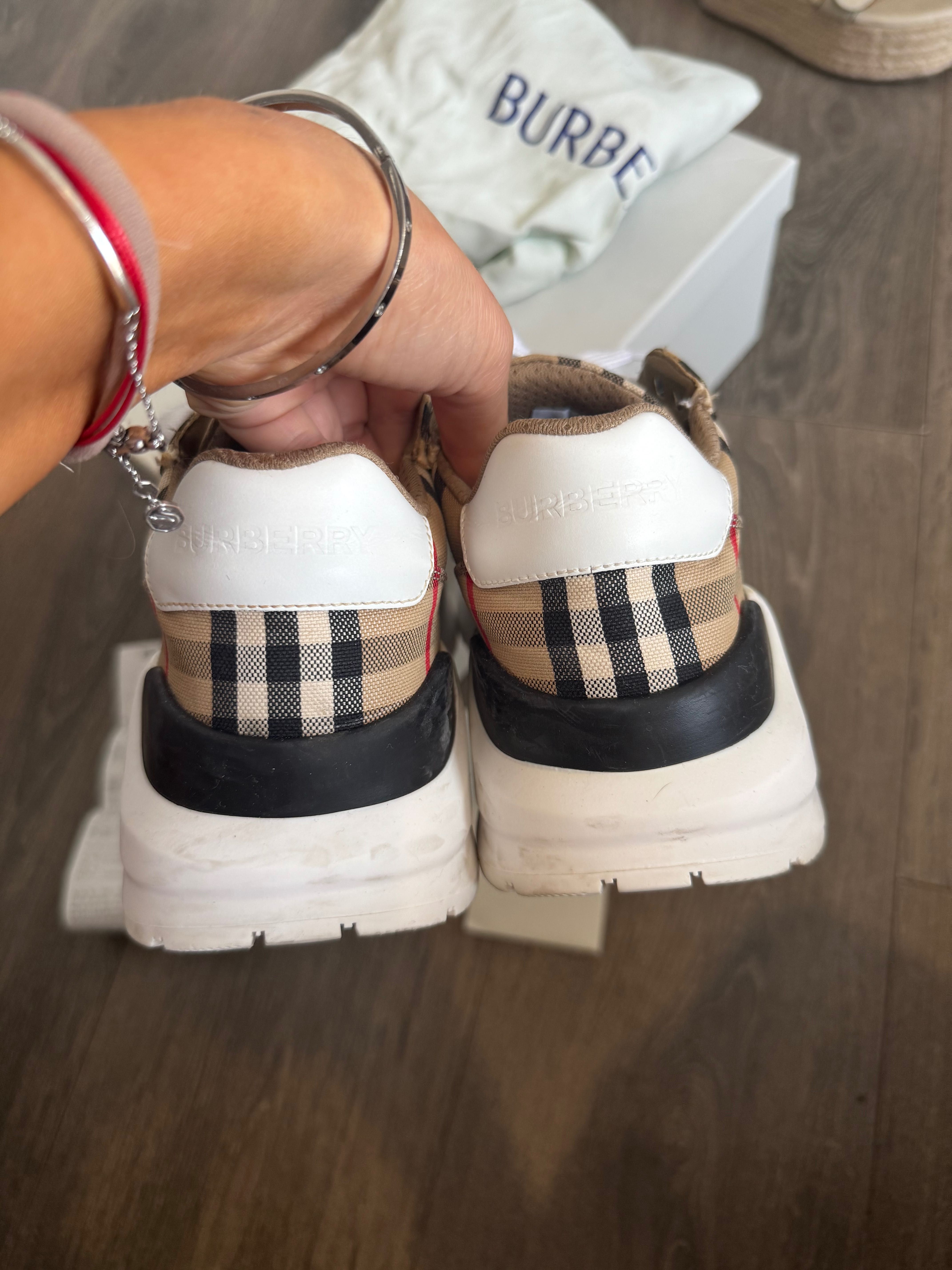 Маратонки Burberry оригинални