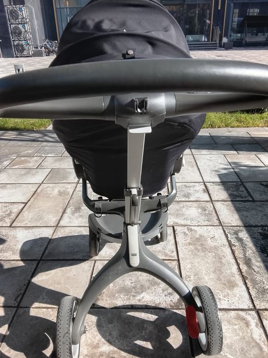 Прогулочная коляска Stokke