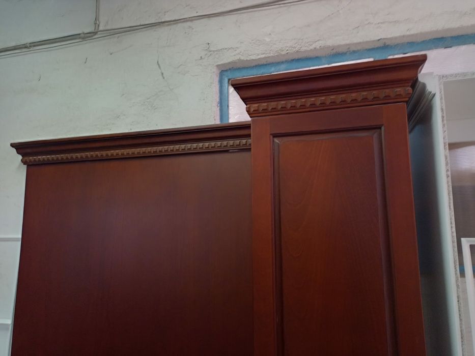 Vand cuier din lemn masiv