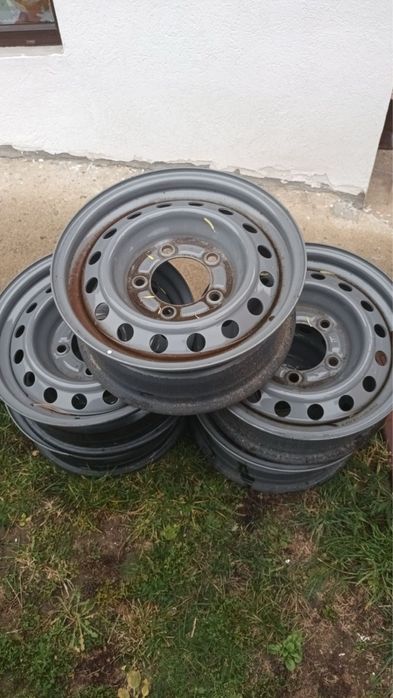 Продавам нов комплект 5бр джанти за Тойота/Toyota  16” 6J