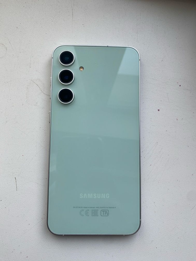 Samsung S23fe 8/256