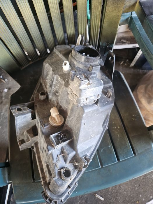 Far stanga renault kangoo 2005