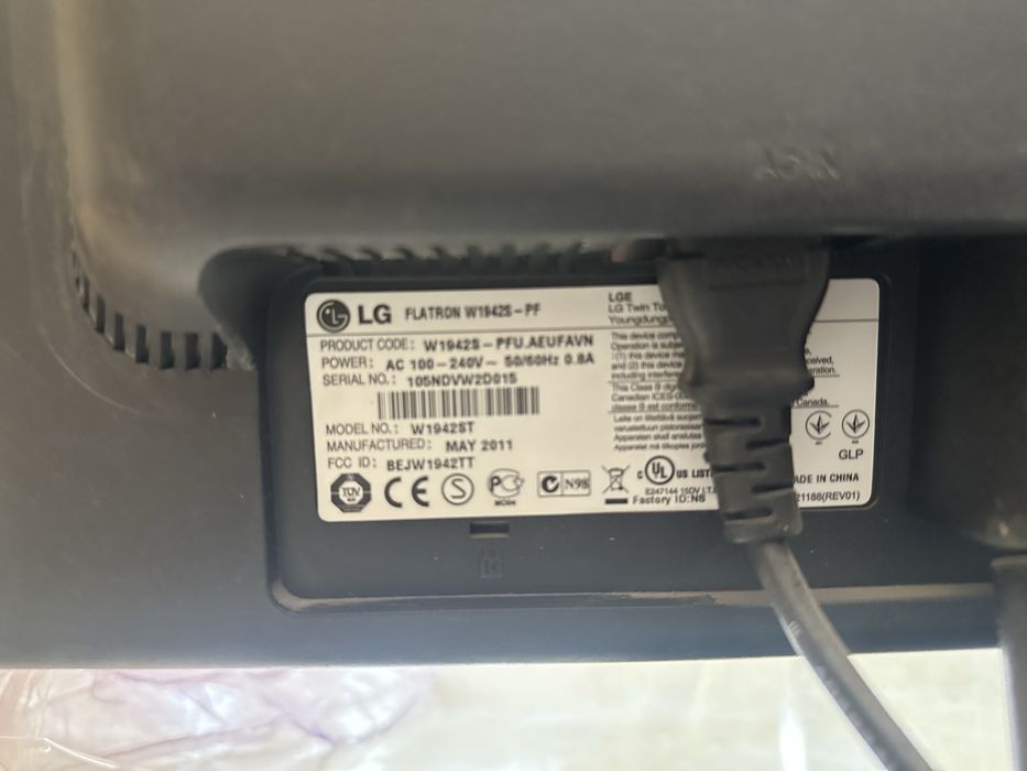 Продается монитор 19 дюм