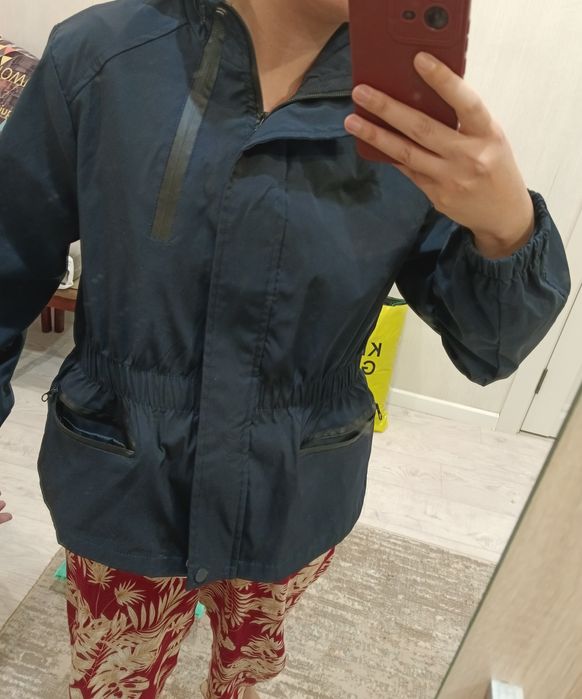 Женская ветровка 44размер и сумочка