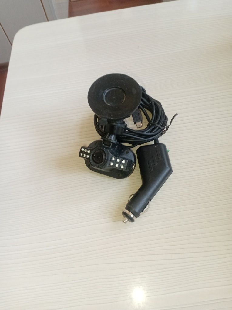IBOX PRO-700 видеорегистратор б/у.