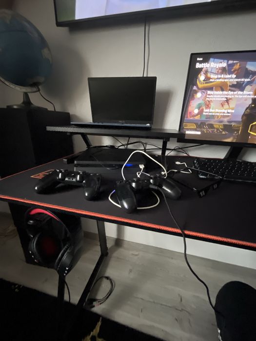 Ps4,2manete,casti,13jocuri,cabluri, tot