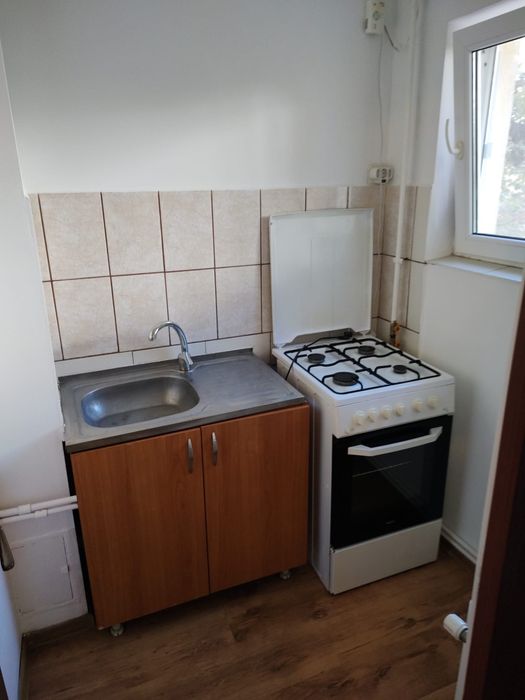 Închiriez garsoniera Giurgiu Casa Cartii