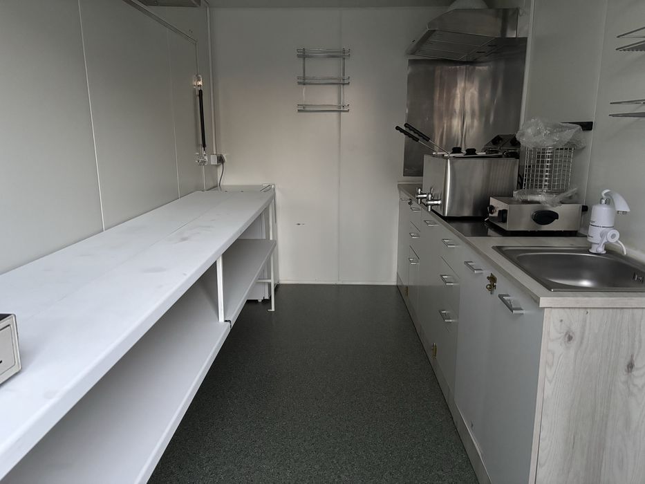 Inchiriez Rulota Comericiala(Foodtruck)