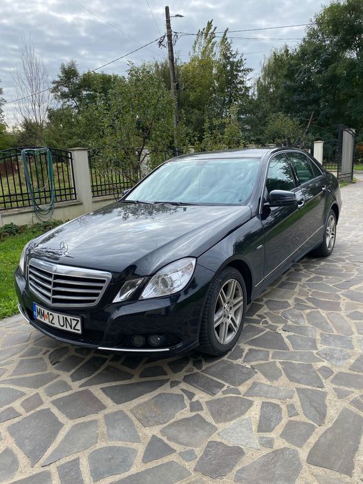 Vând Mercedes-Benz 2011  E200 CDI Cutie automata, 281.000 km