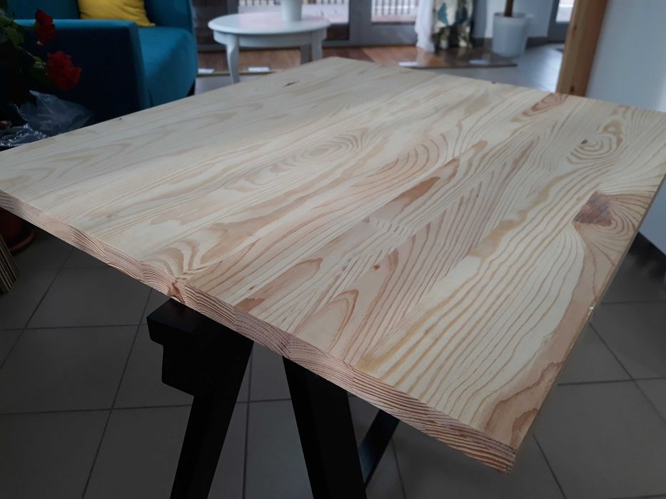 Blat din lemn masiv de pin birouri si spatii comerciale/bucatarii