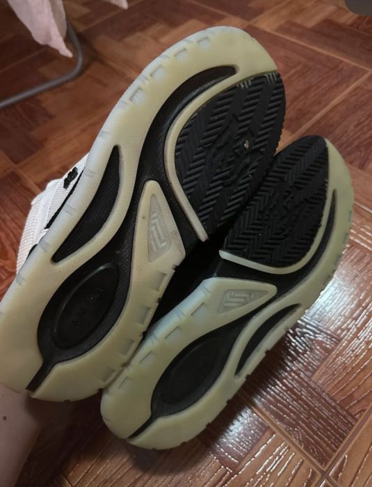 Vând amiri ma 1 mărimea 44-45